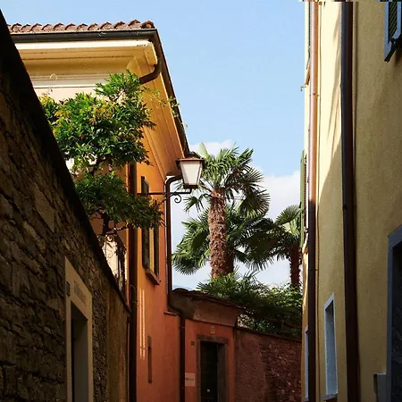 Hotel Vista Lakefront Boutique