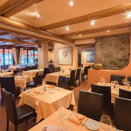 Vista Lakefront Boutique Otel 3*
