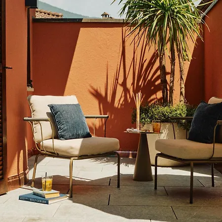 Vista Lakefront Boutique 3*