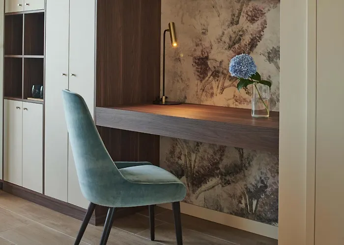 Vista Lakefront Boutique Отель 3*