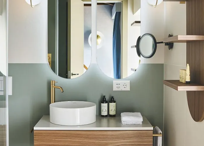 Vista Lakefront Boutique 3* Аскона