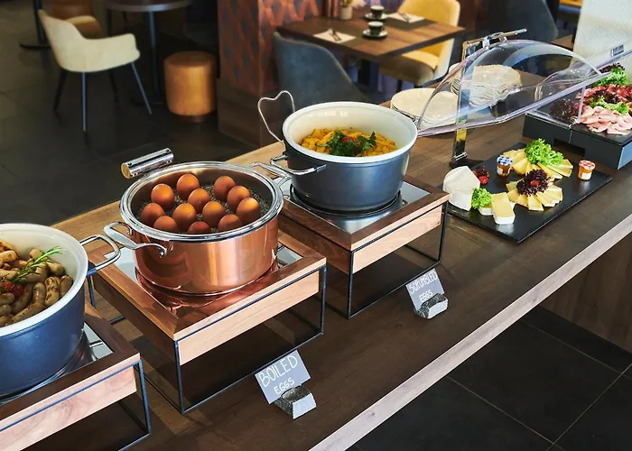 Vista Lakefront Boutique Отель